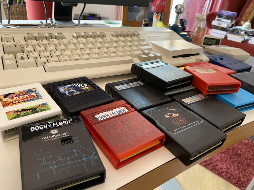 Various C64 cartridges tested with the C64 core